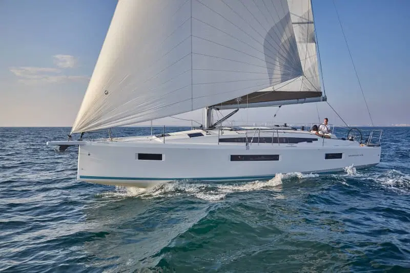 Катери і яхти Jeanneau Jeanneau SUN ODYSSEY 410 Фото Катери і яхти Jeanneau Jeanneau SUN ODYSSEY 410