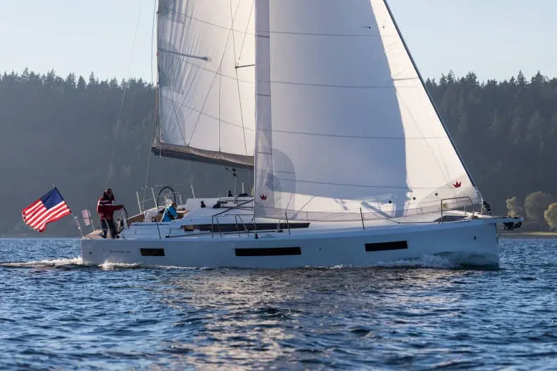 Катери і яхти Jeanneau Jeanneau SUN ODYSSEY 440 Фото Катери і яхти Jeanneau Jeanneau SUN ODYSSEY 440